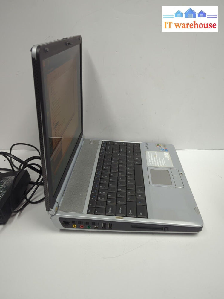 VINTAGE Sony PCG-9P3P 14’’ LAPTOP INTEL P4 2.8GHz CPU/256MB RAM/100GB HDD/WIN XP-