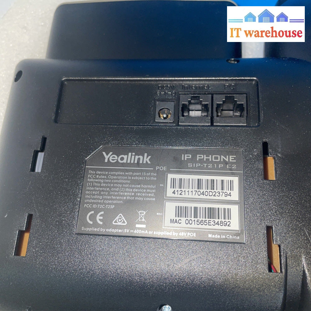 Yealink SIP-T21P E2  Dual-line Entry Level IP Phone + headset