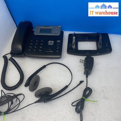 Yealink SIP-T21P E2  Dual-line Entry Level IP Phone + headset